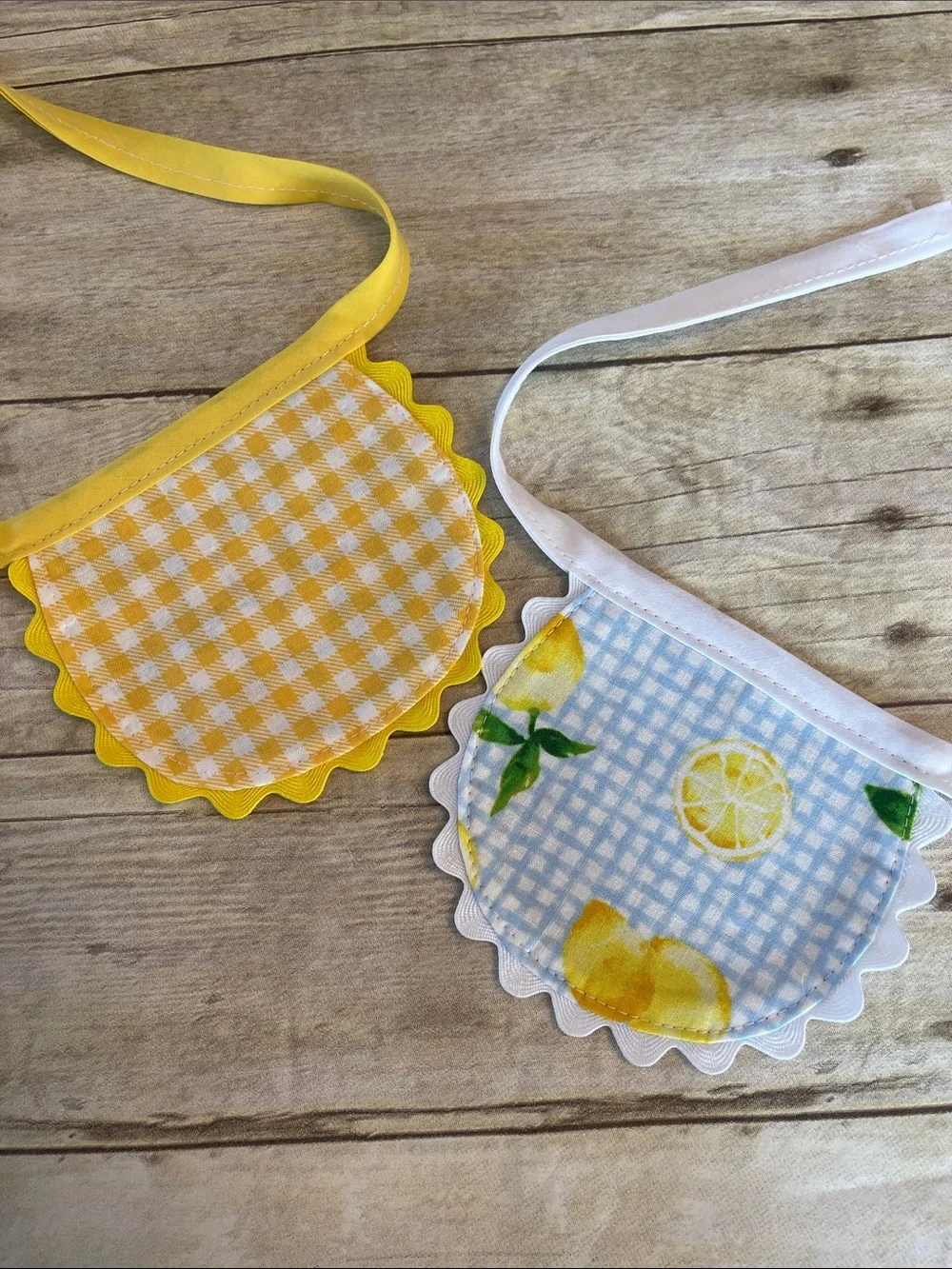 Set of 2 Reversible Aprons Dish Soap Bottle - Dawn Powerwash - Lemons